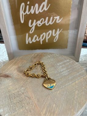 Gold Tone Chunky Link Heart Charm Bracelet